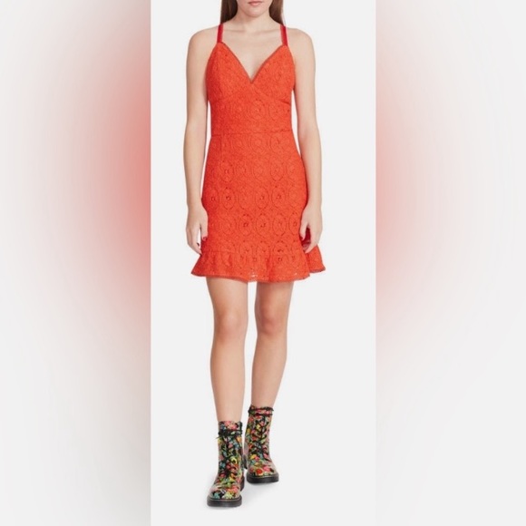 NWT Betsey Johnson Crochet Lace Ruffle Hem Mini Dress in Spicy Orange Sz M. - Picture 2 of 13